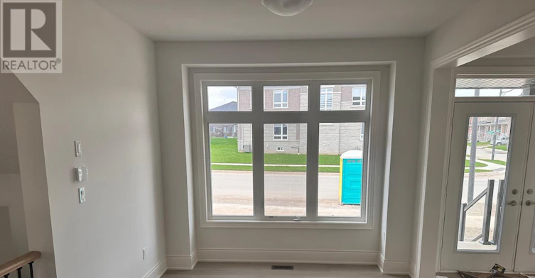 4 Pond View Gate, Hamilton, ON, L8B 2A1 - 6