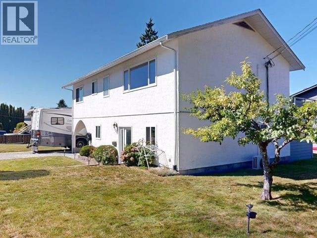 7251 Hazelton Street, Powell River, BC