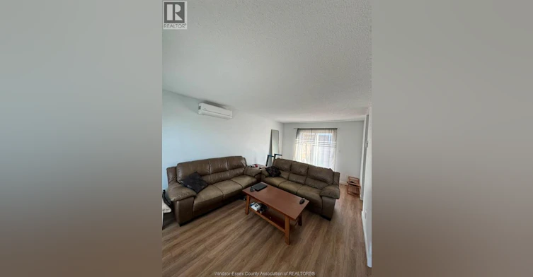 UPPER-9260 Arncliffe Court, Windsor, ON, B8S 4J9 - 4