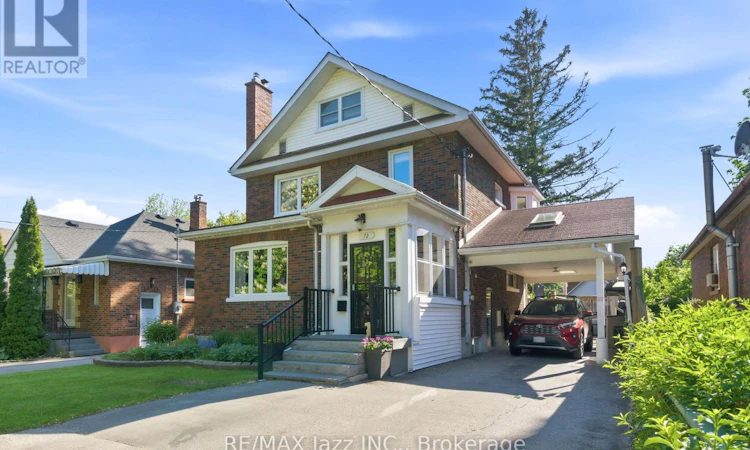 72 Cadillac Avenue S