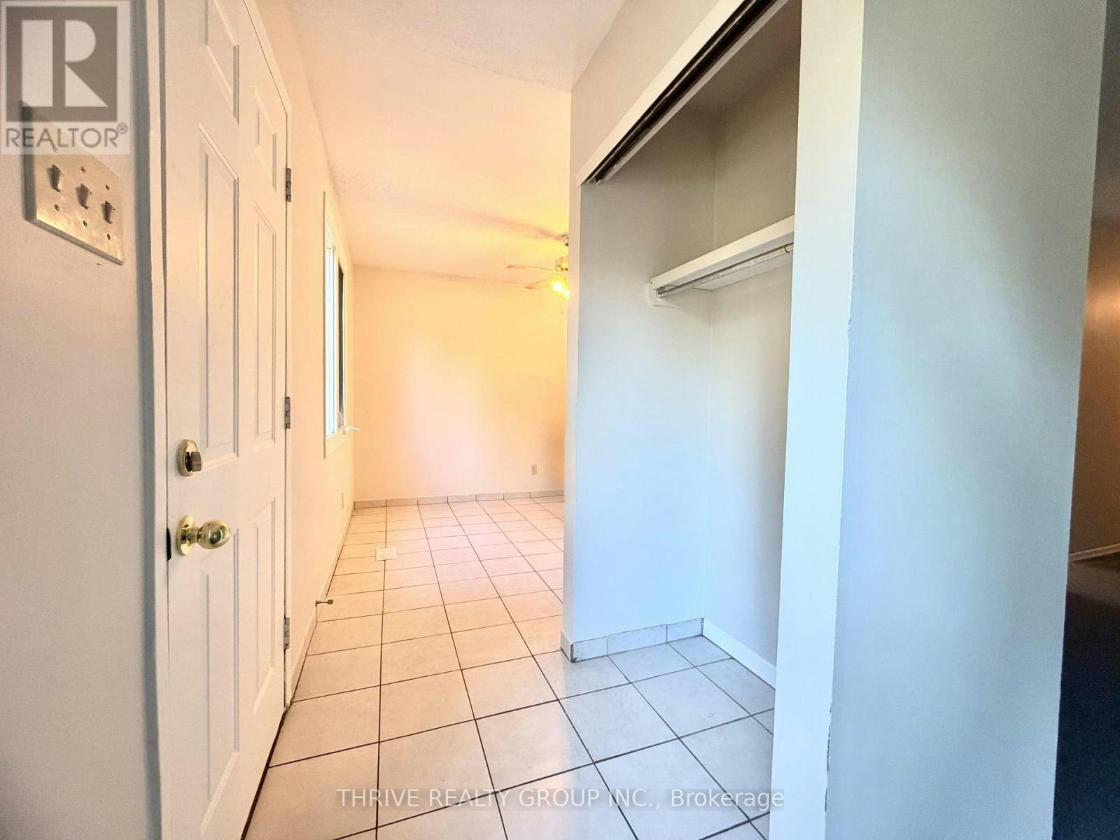 202 Muriel Crescent, London, ON, N6E 2K6 - 2