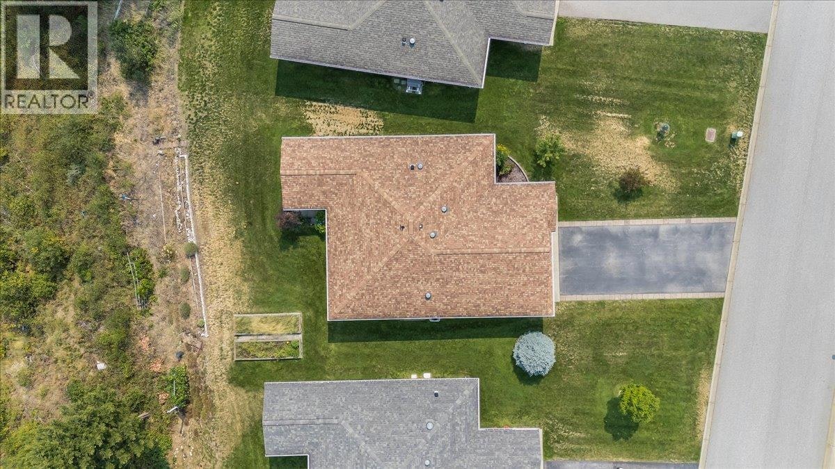 131-4200 Grandview Drive - 3