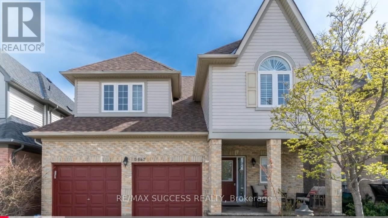 5847 Summerside Drive, Mississauga, ON, L5M 6J5