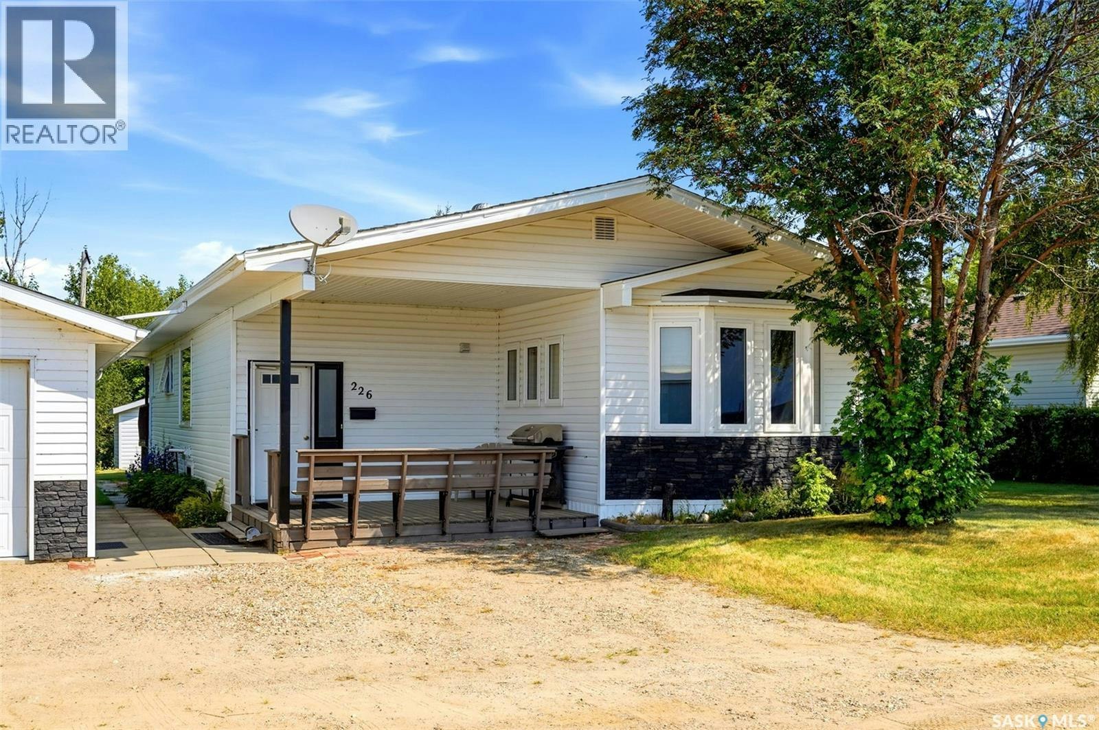 226 1st Avenue SW, Ituna, SK, S0A 1N0