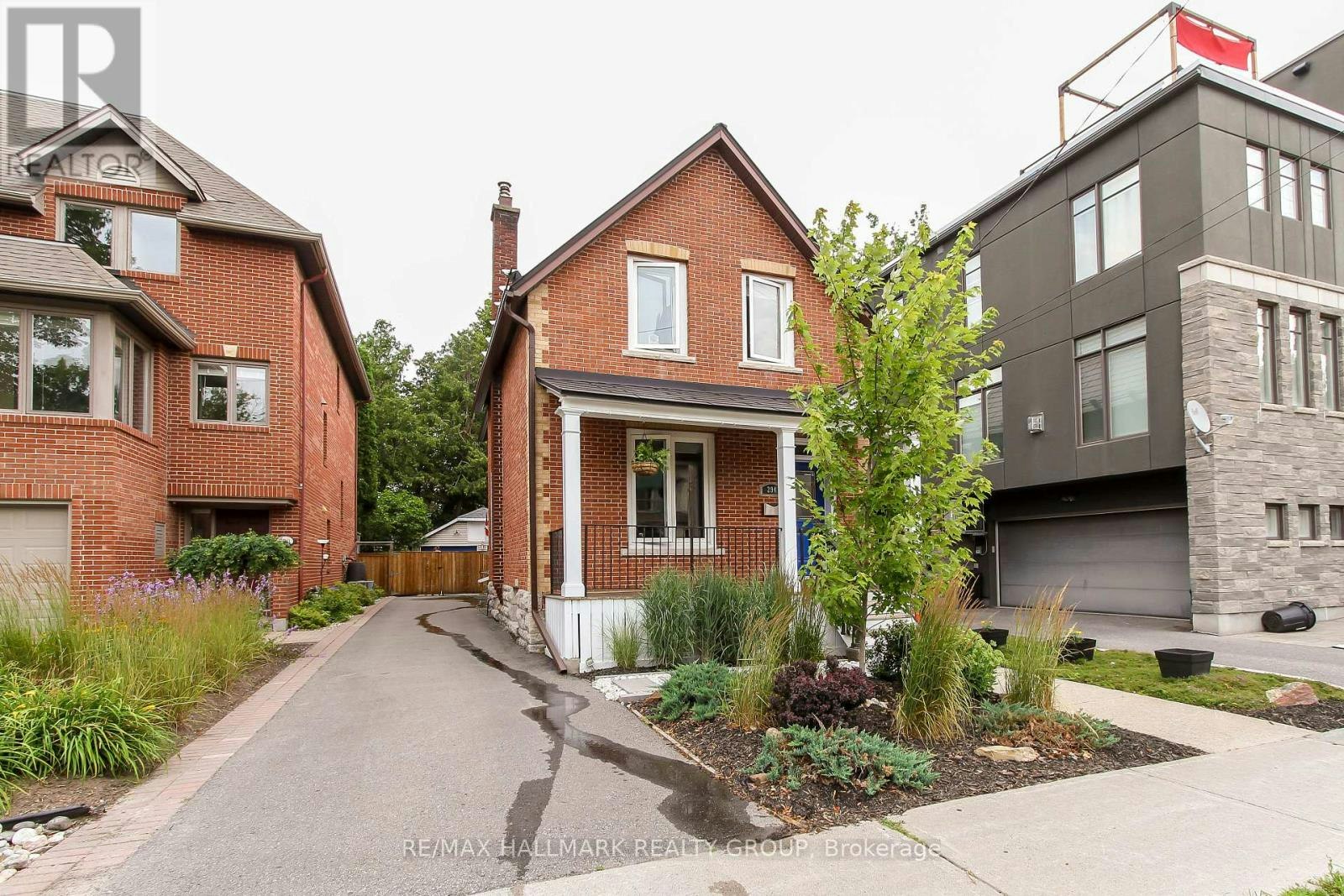 294 Crichton Street, Ottawa, ON, K1M 1W4 - 2