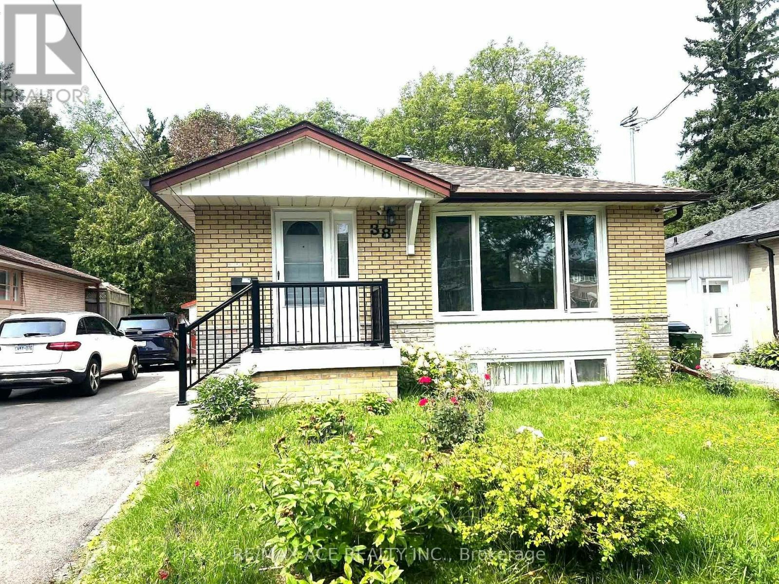 BSMT-38 Celeste Drive, Toronto, ON, M1E 2V1
