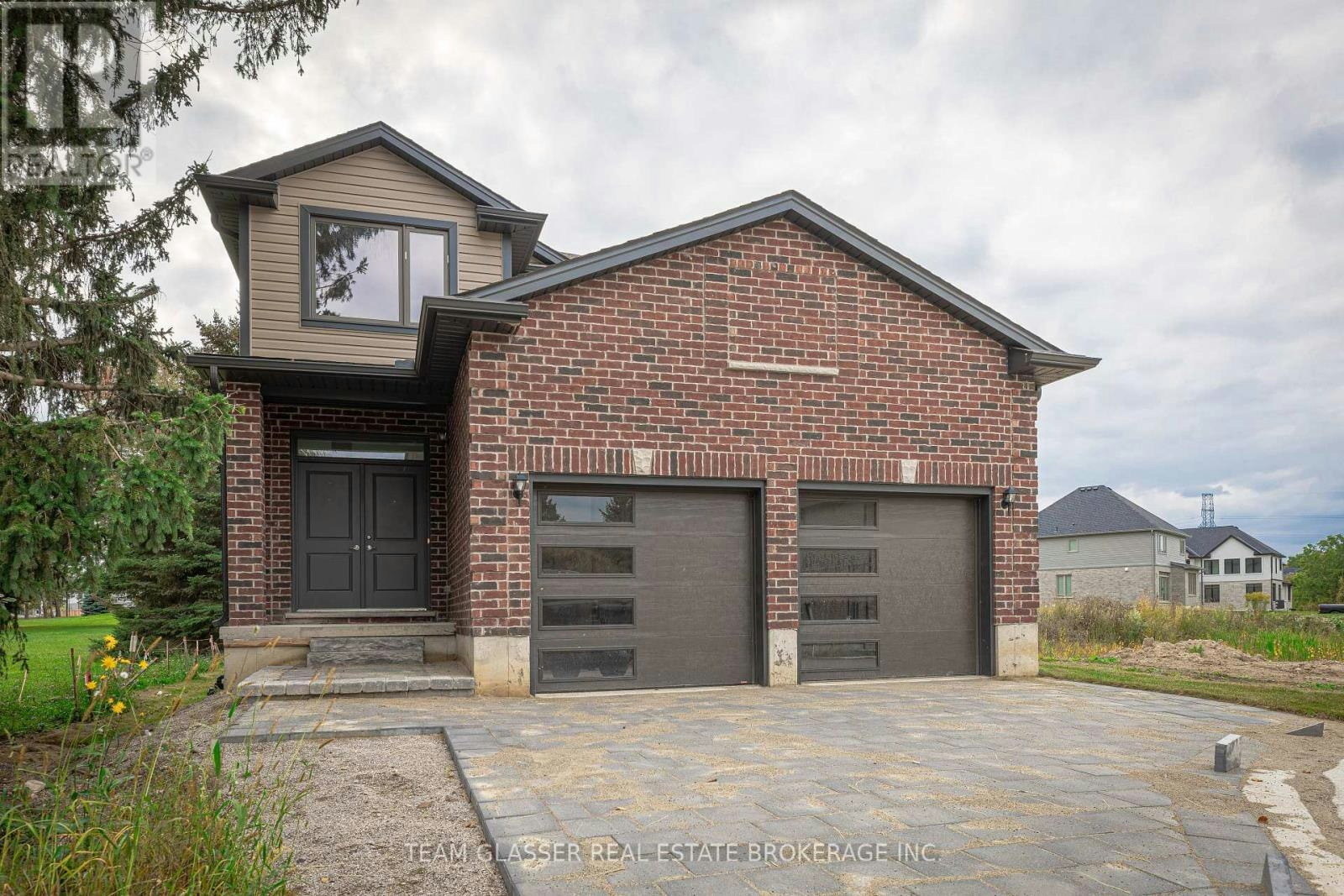 3465 Oriole Circle E, London, ON, N6N 1K6