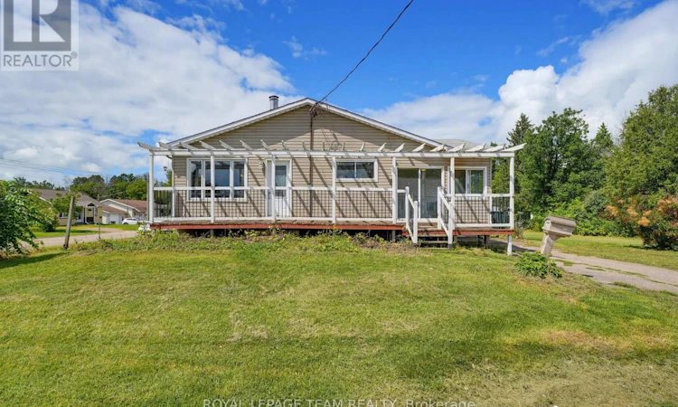 550 Giroux Street