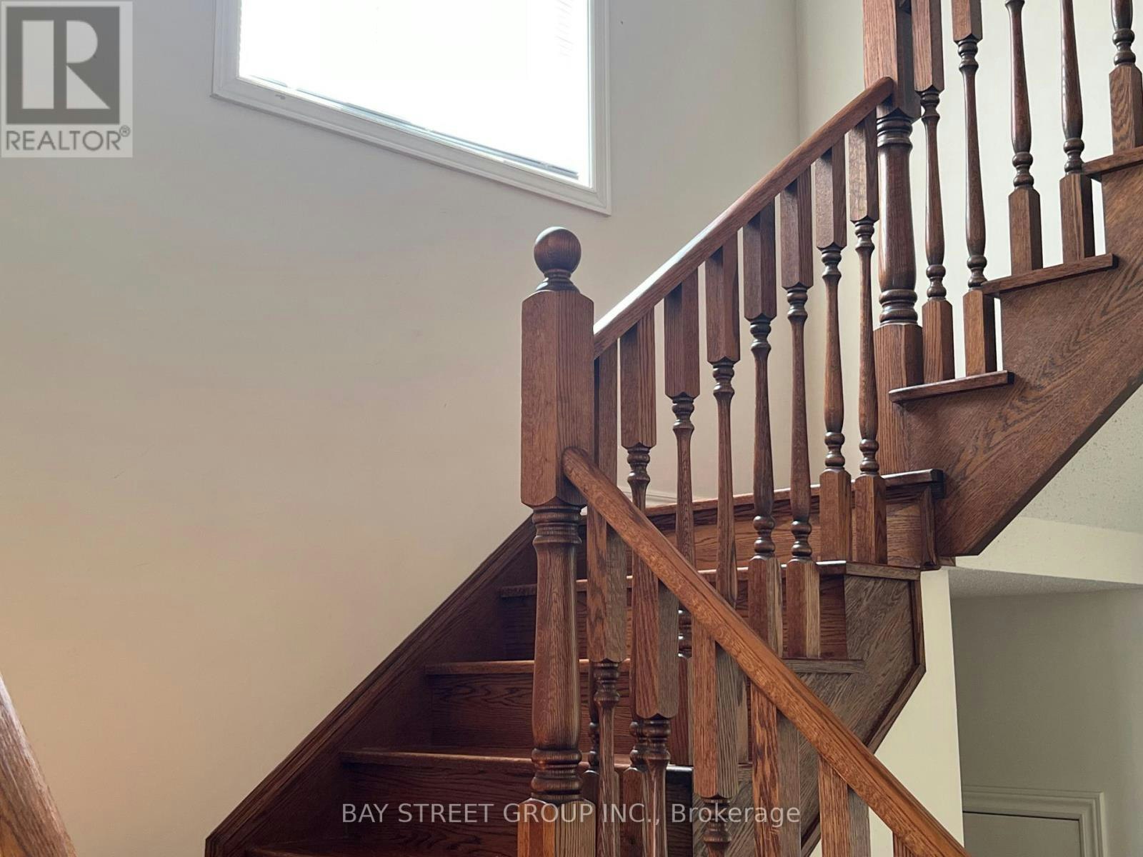 5 Charles Vogel Drive, Markham, ON, L6C 0V9 - 6