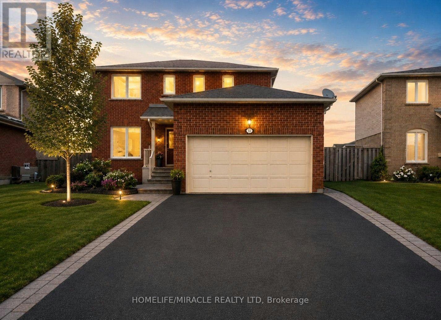 67 Livingstone Street W, Barrie, ON, L4N 7J2