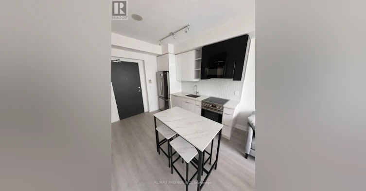 1006-33 Shore Breeze Drive, Toronto, ON, M8V 0G1 - 2