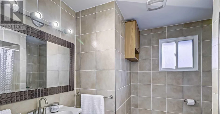 MAIN-33 Garvey Crescent, Hamilton, ON, L8K 3W9 - 11