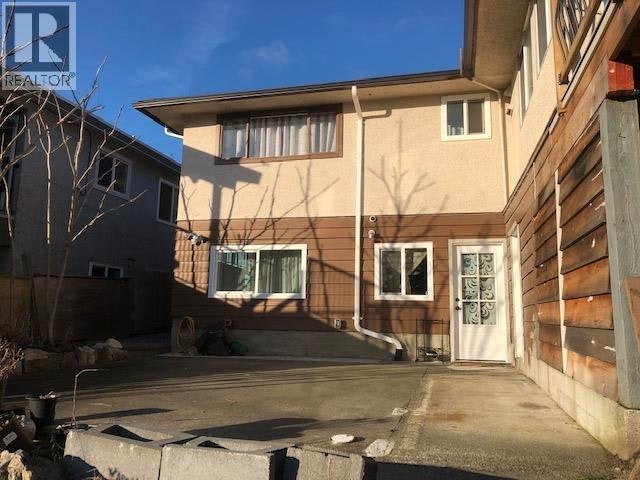 329 W 23rd Avenue, North Vancouver, BC, V7M 2B6 - 9