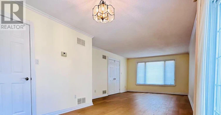22 Hemingway Crescent, Markham, ON, L3R 2A4 - 3