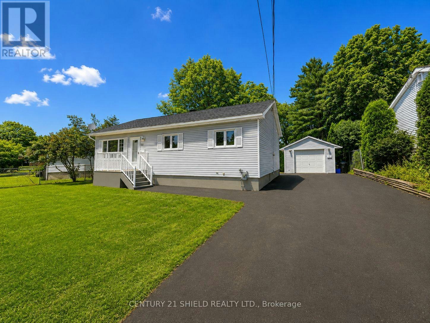 117 Ellen Avenue, Cornwall, ON, K6J 3L8