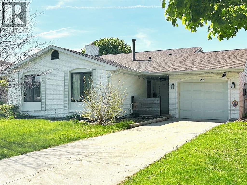 25 Durco Avenue, Sarnia, ON, N7S 4N3