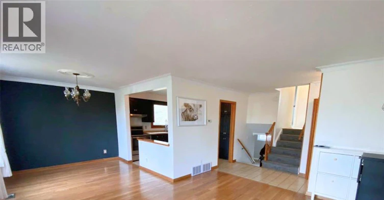25 Durco Avenue, Sarnia, ON, N7S 4N3 - 4