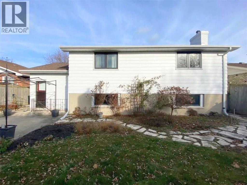 25 Durco Avenue, Sarnia, ON, N7S 4N3 - 3