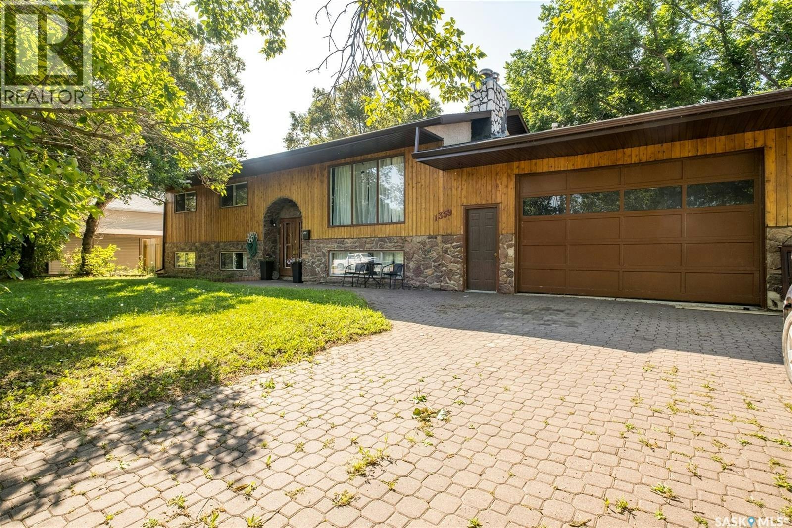 1359 River Street E, Prince Albert, SK, S6V 0B8