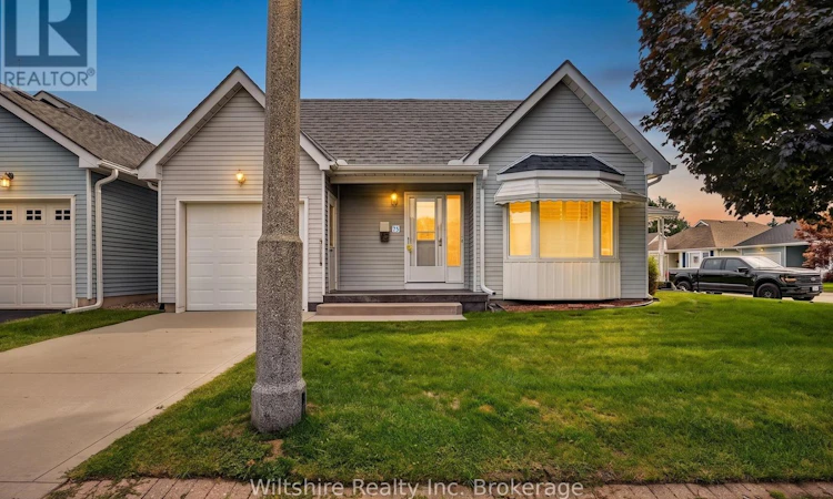 75 Edwin Crescent