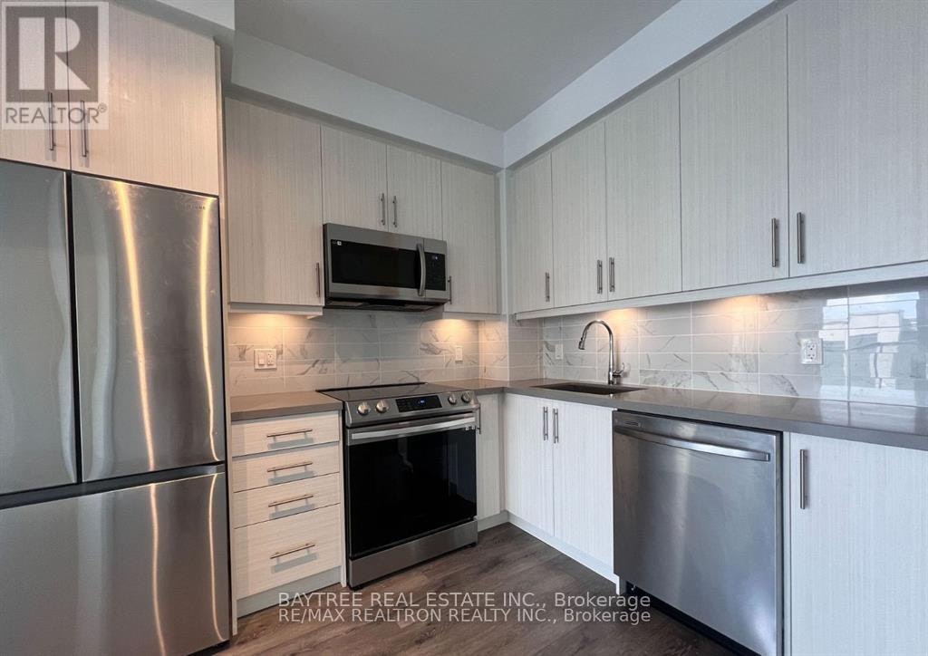1107-105 Oneida Crescent, Richmond Hill, ON, L4B 0H6 - 2