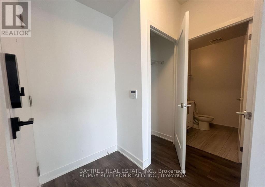1107-105 Oneida Crescent, Richmond Hill, ON, L4B 0H6 - 6