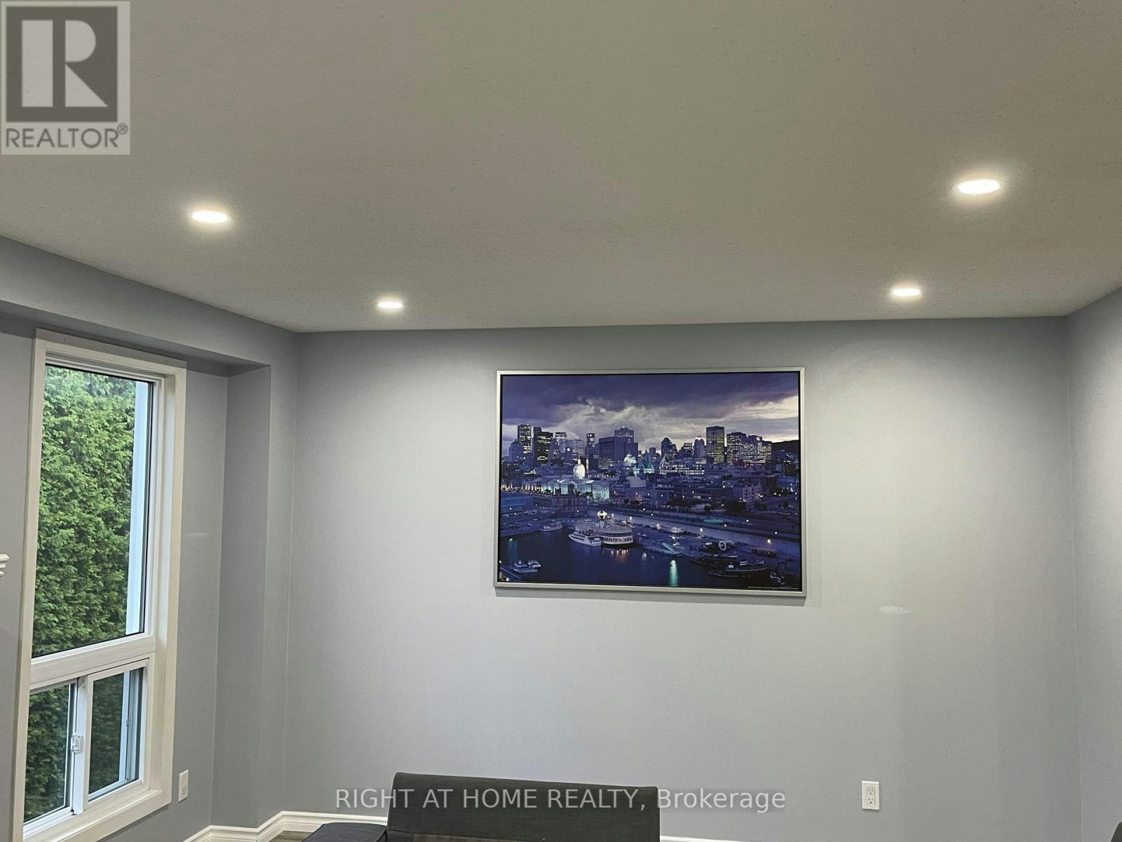 4B Millrise Lane, Ottawa, ON, K2G 5E5 - 2