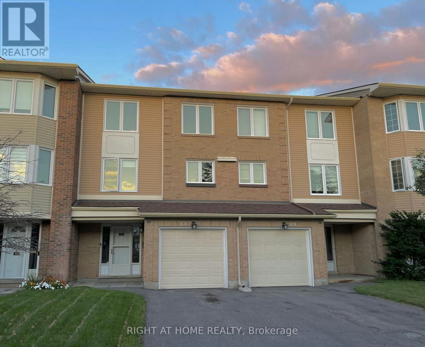 4B Millrise Lane, Ottawa, ON, K2G 5E5