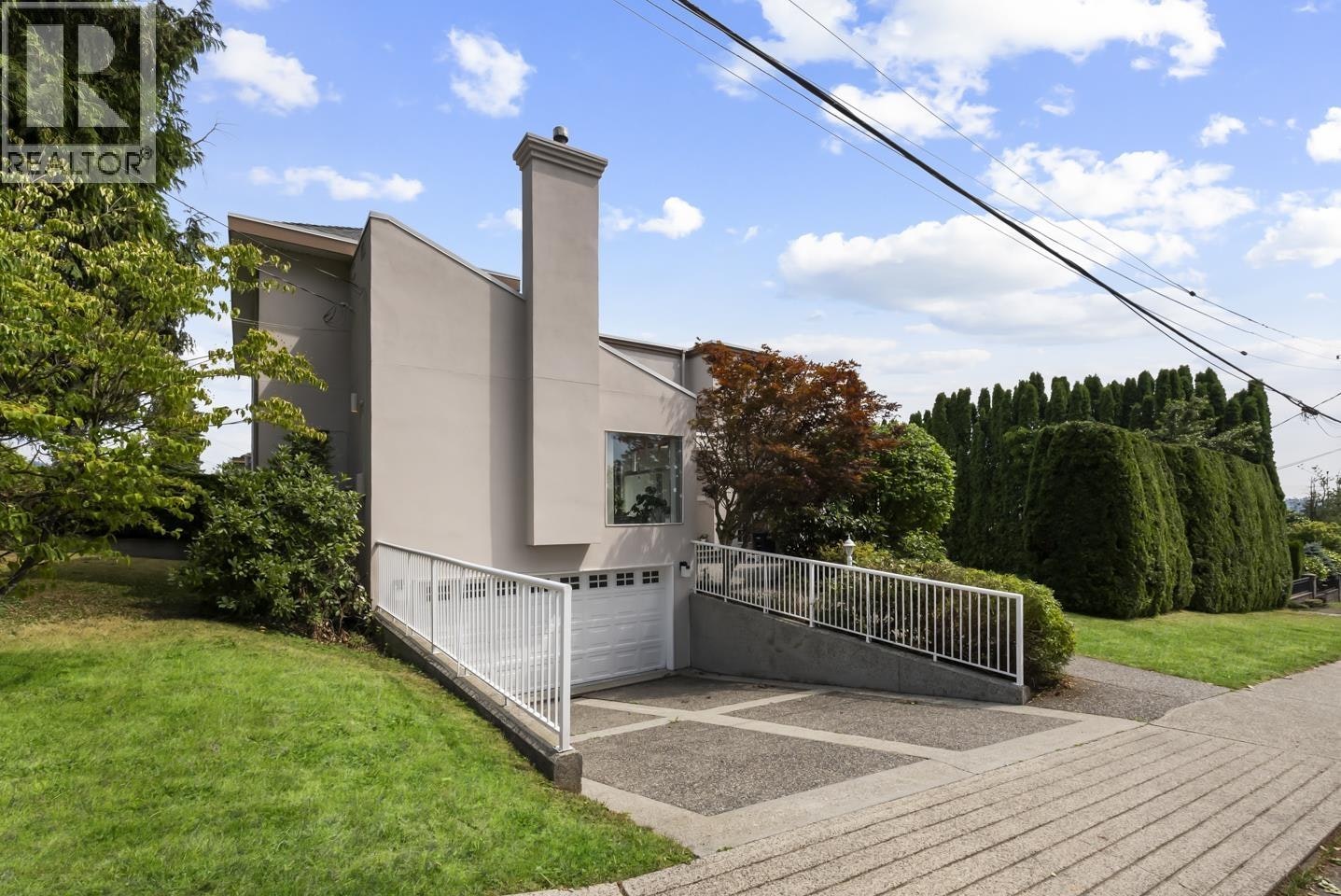 1620 Fell Avenue, Burnaby, BC, V5B 3Z5