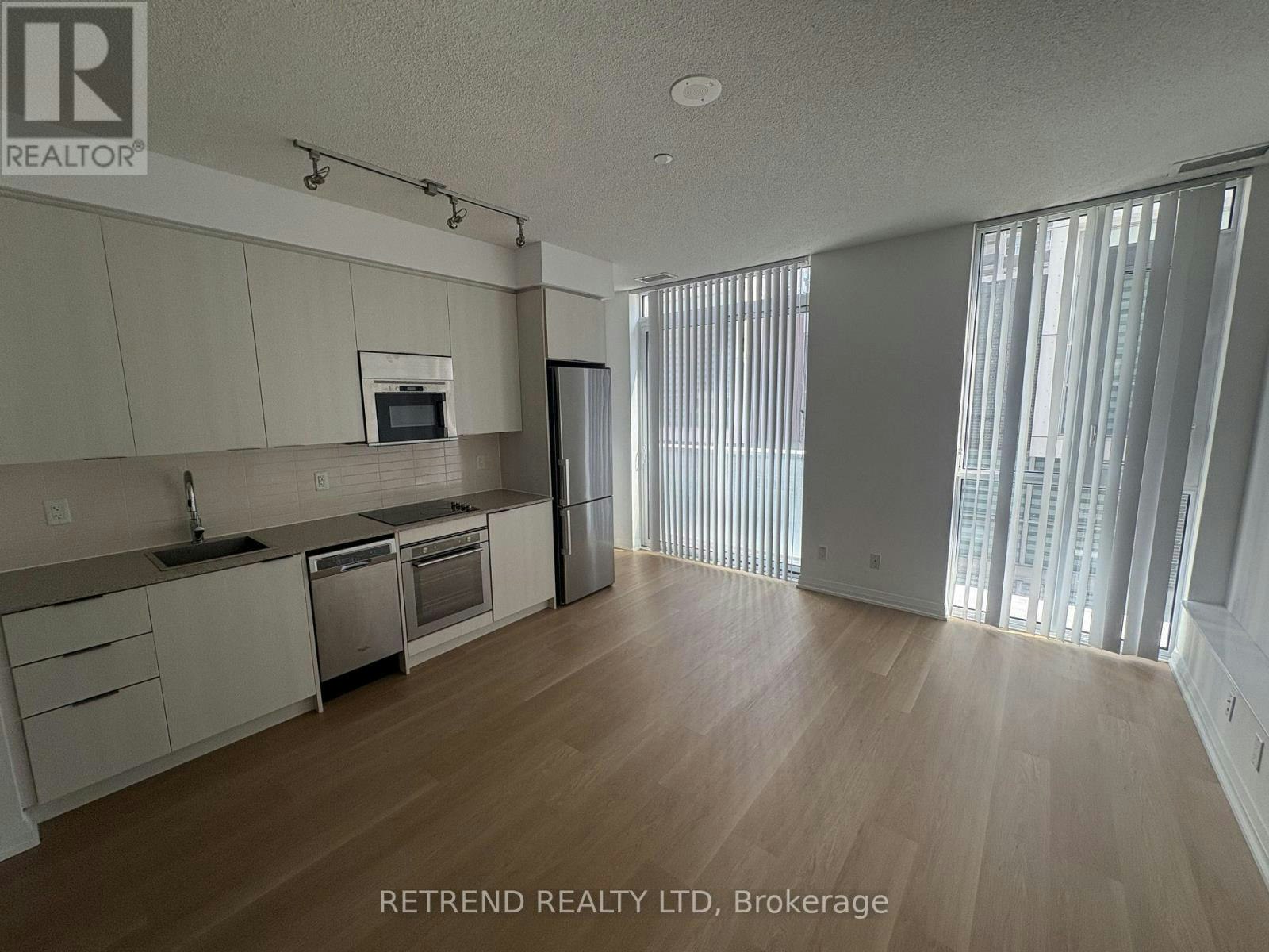 308-101 Erskine Avenue, Toronto, ON, M4P 0C5 - 3