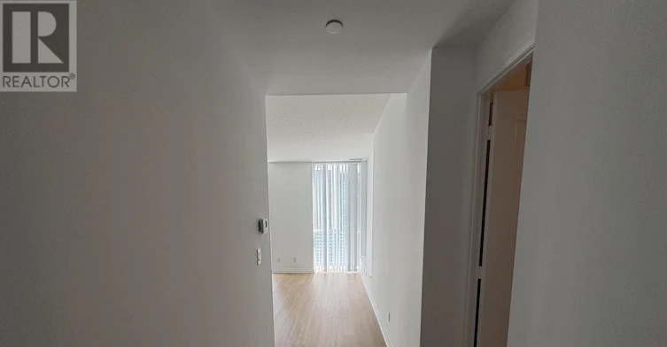 308-101 Erskine Avenue, Toronto, ON, M4P 0C5 - 2