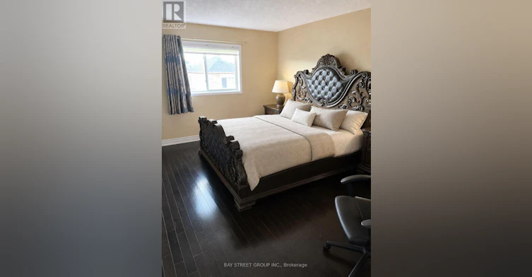 UPPER-19 Casabel Drive, Vaughan, ON, L6A 3M5 - 3