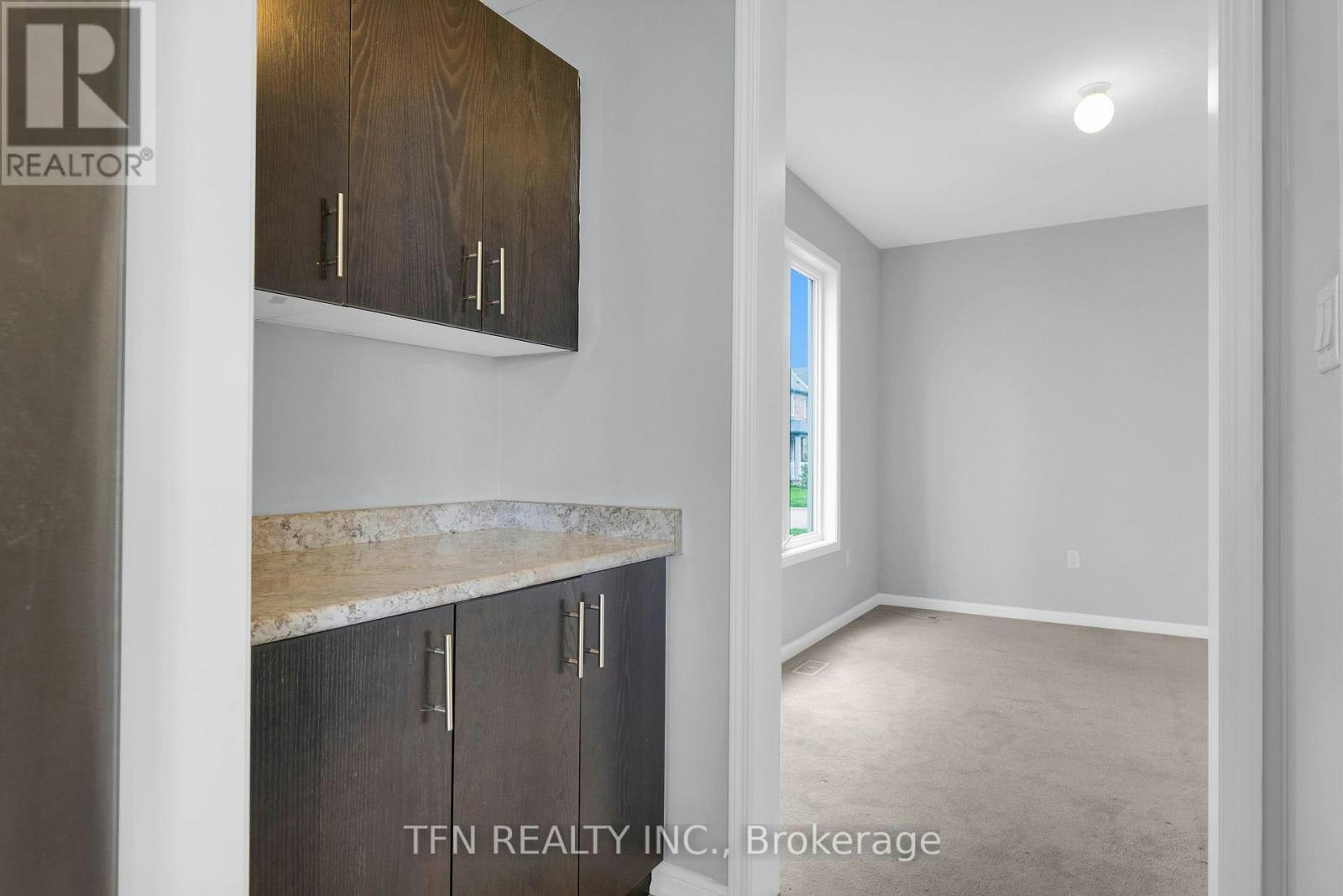 24 Don Hadden Crescent, Brock, ON, L0C 1H0 - 18