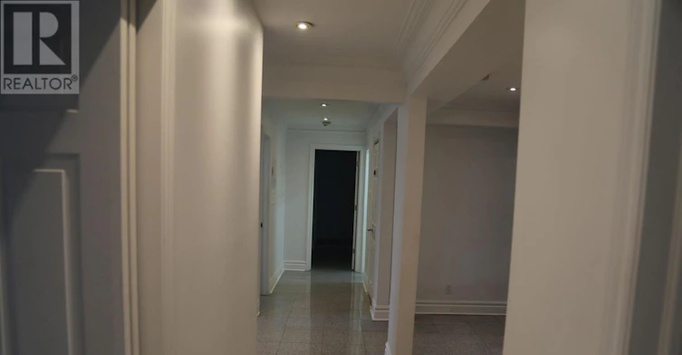 271 Finch Avenue W, Toronto, ON, M2R 1M8 - 7