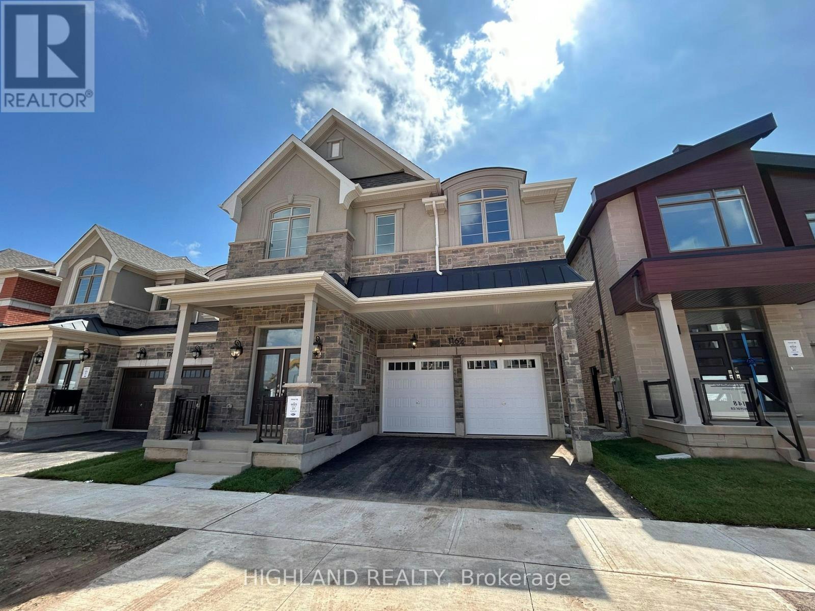 1162 Maverick Way, Oakville, ON, L6H 8A9