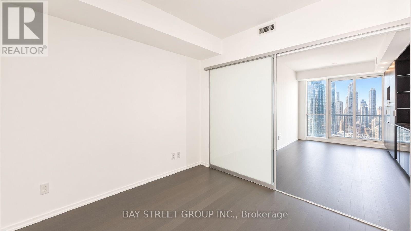 2012-70 Temperance Street, Toronto, ON, M5H 0B1 - 6