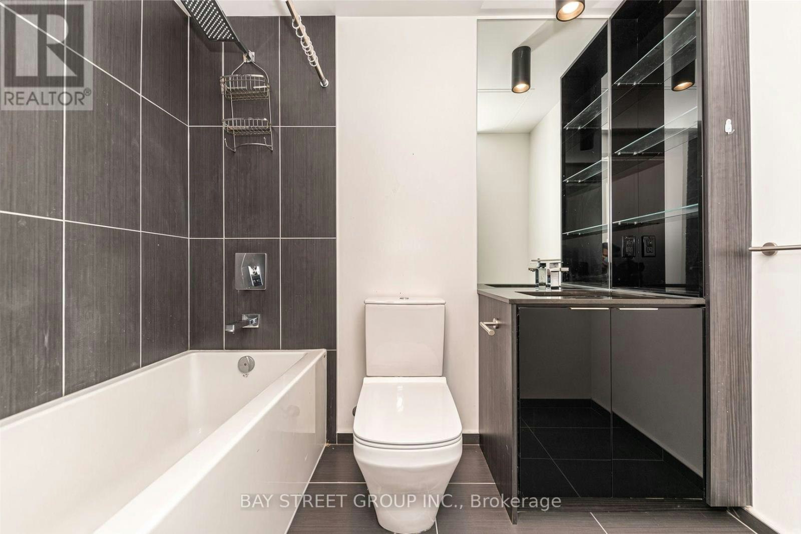 2012-70 Temperance Street, Toronto, ON, M5H 0B1 - 8