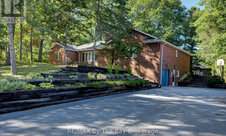 47 Birchwood Trail