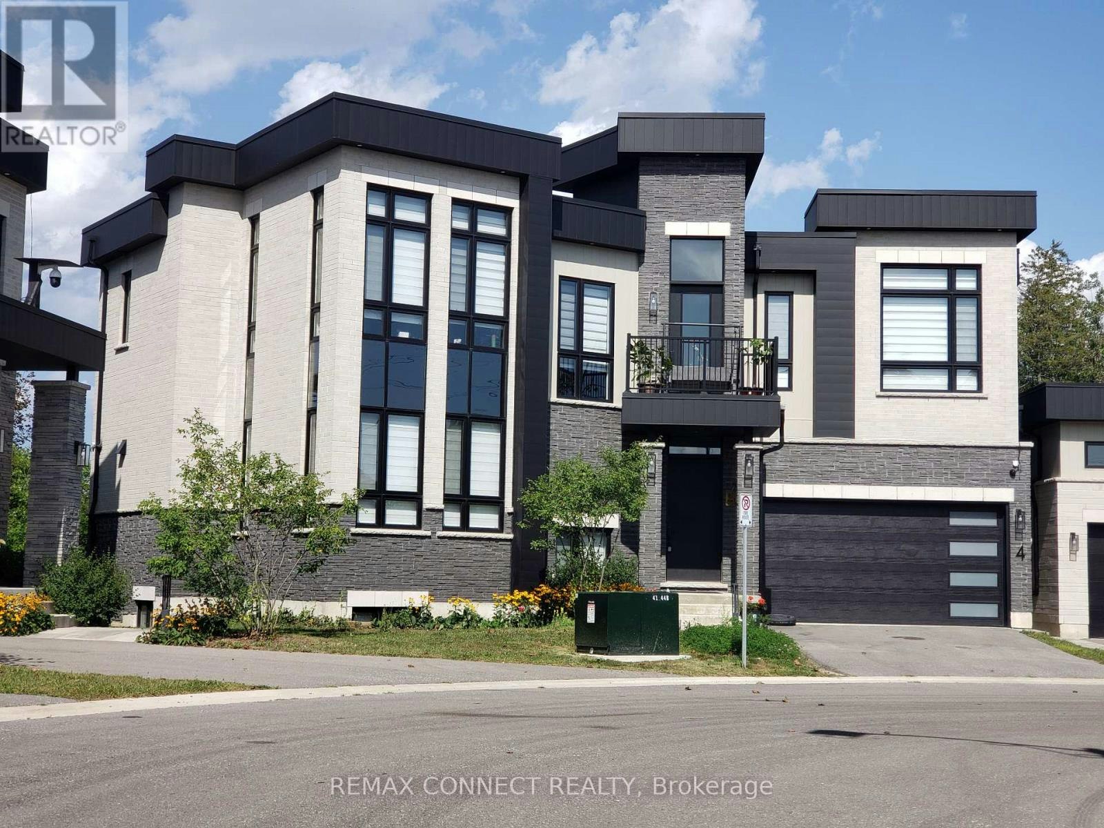4 Tidmarsh Lane, Ajax, ON, L1T 4S1