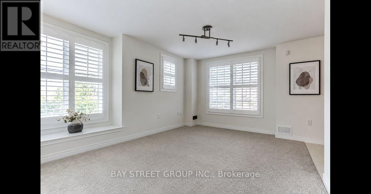 118-9 Old Colony Road, Richmond Hill, ON, L4E 4L5 - 2
