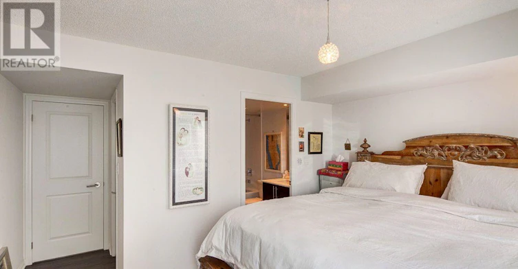 2004-400 Adelaide Street E, Toronto, ON, M5A 4S3 - 15