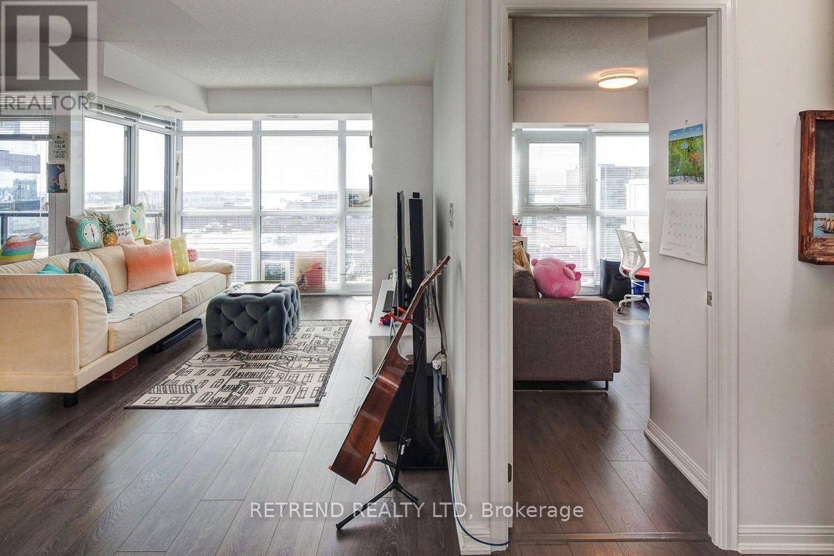 2004-400 Adelaide Street E, Toronto, ON, M5A 4S3 - 16