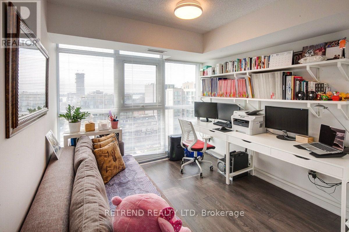 2004-400 Adelaide Street E, Toronto, ON, M5A 4S3 - 17