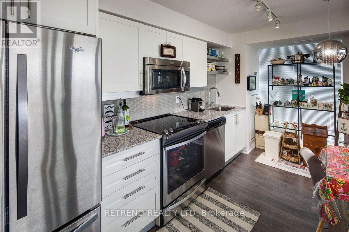 2004-400 Adelaide Street E, Toronto, ON, M5A 4S3 - 11