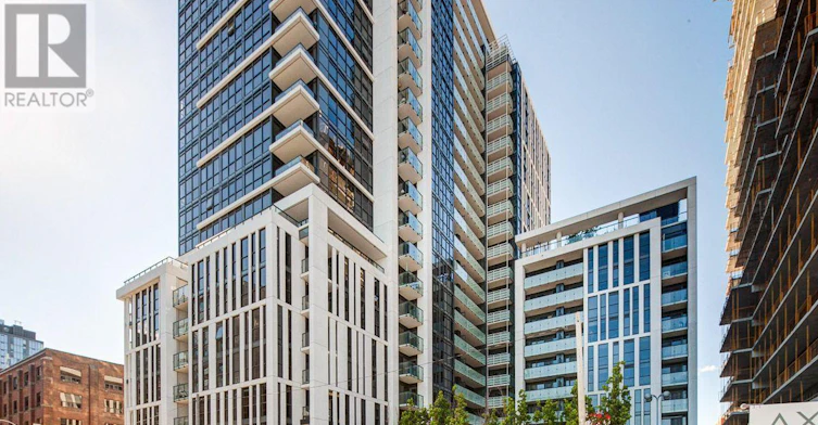 2004-400 Adelaide Street E, Toronto, ON, M5A 4S3