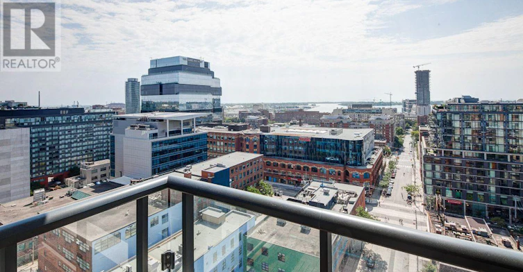 2004-400 Adelaide Street E, Toronto, ON, M5A 4S3 - 22