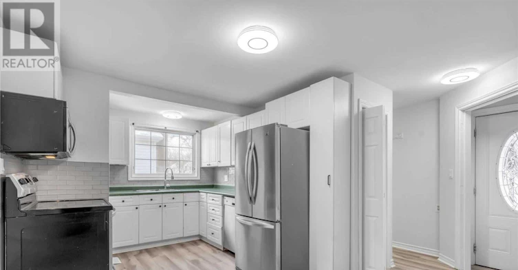 52 Malta Street, Toronto, ON, M1N 2L4 - 4