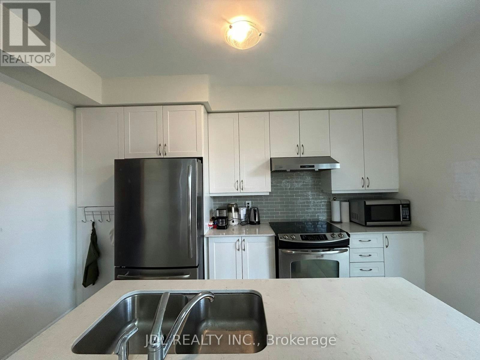 MASTER 15 Bedrooom 2nd Floor Wildflower Way, Toronto, ON, M1E 2T1 - 3