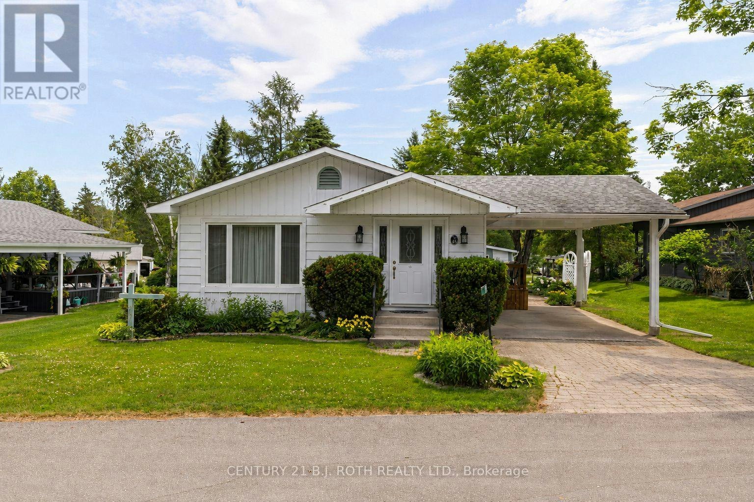 19 Maple Crescent, Oro-Medonte, ON, L0L 1T0