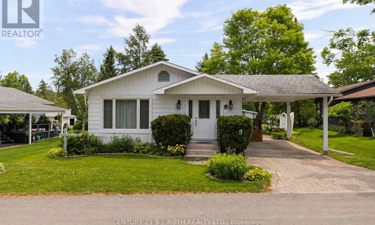 19 Maple Crescent